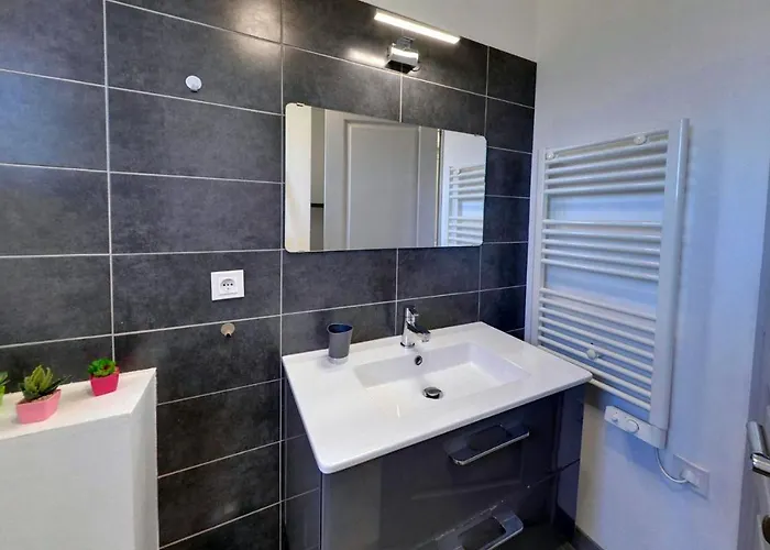 Orethaga Ghjallu Апартаменти